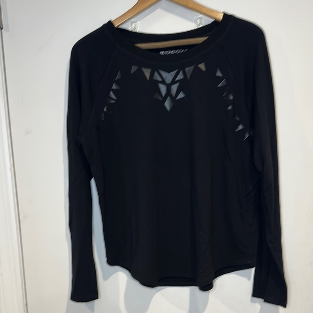 Beyond Yoga Black Long Sleeve Cut Out Blouse